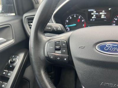 FORD FOCUS 1.0 EcoBoost Connected M.o.-i. 1.tul. Márkaszervizelt! Carplay
