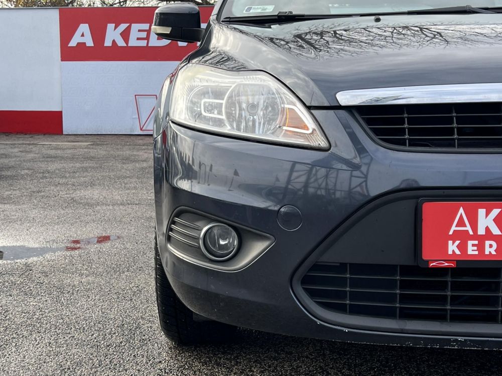 FORD FOCUS 1.6 Ghia (Automata) Klíma Tempomat Téli-nyári garnitúra!