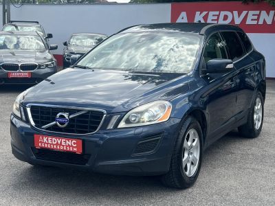 VOLVO XC60 2.4 D [D3] Kinetic Geartronic Klíma Tempomat világos bőr belső! LEGJOBB ÁRON!