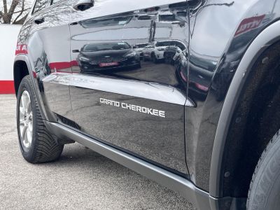 JEEP GRAND CHEROKEE 3.0 V6 CRD Laredo (Automata) 4X4. felező váltó. digitális klíma. tetőcsomagtartó