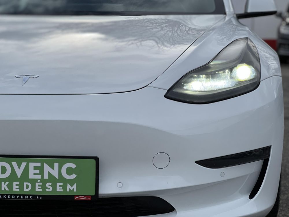 TESLA MODEL 3 Long Range AWD (Automata) 500km-es hatótáv. mátrix LED. garanciális. hőszívattyú. 4 évszakos gumik!