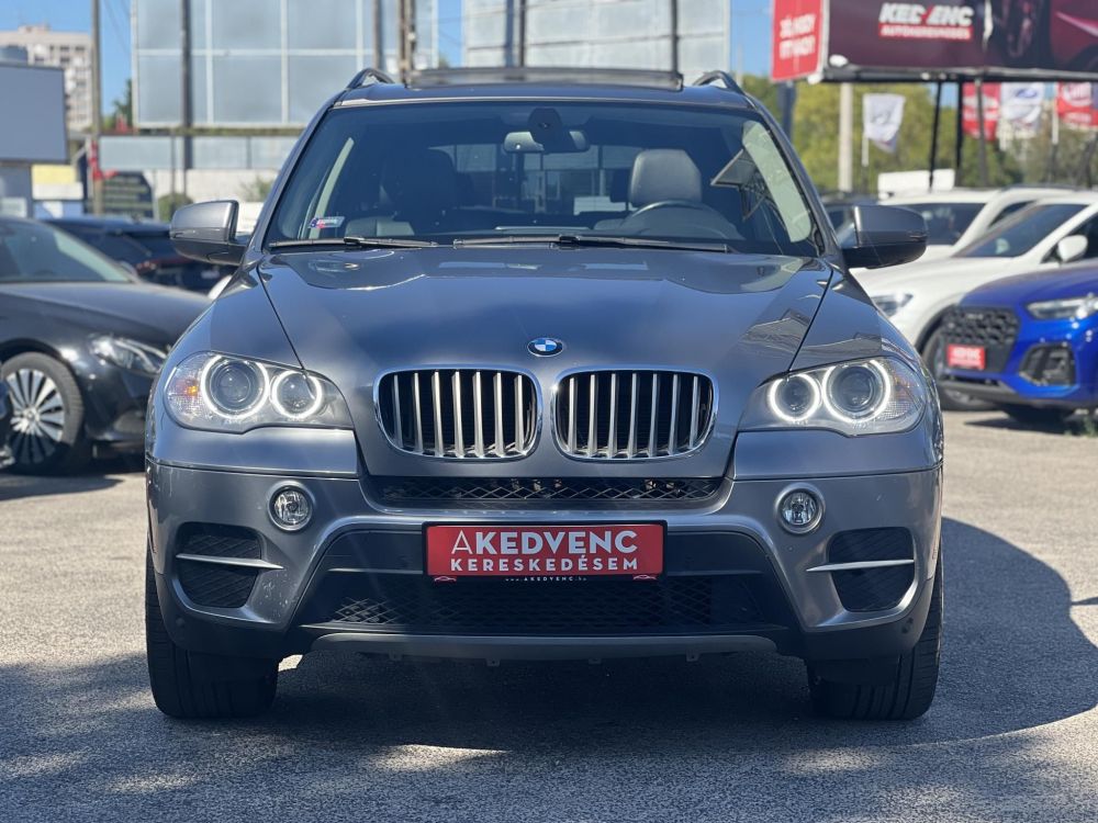 BMW X5 xDrive35i (Automata) Carplay Memóriás ülések Panoráma tető Téli-nyári felni garnitúrával!