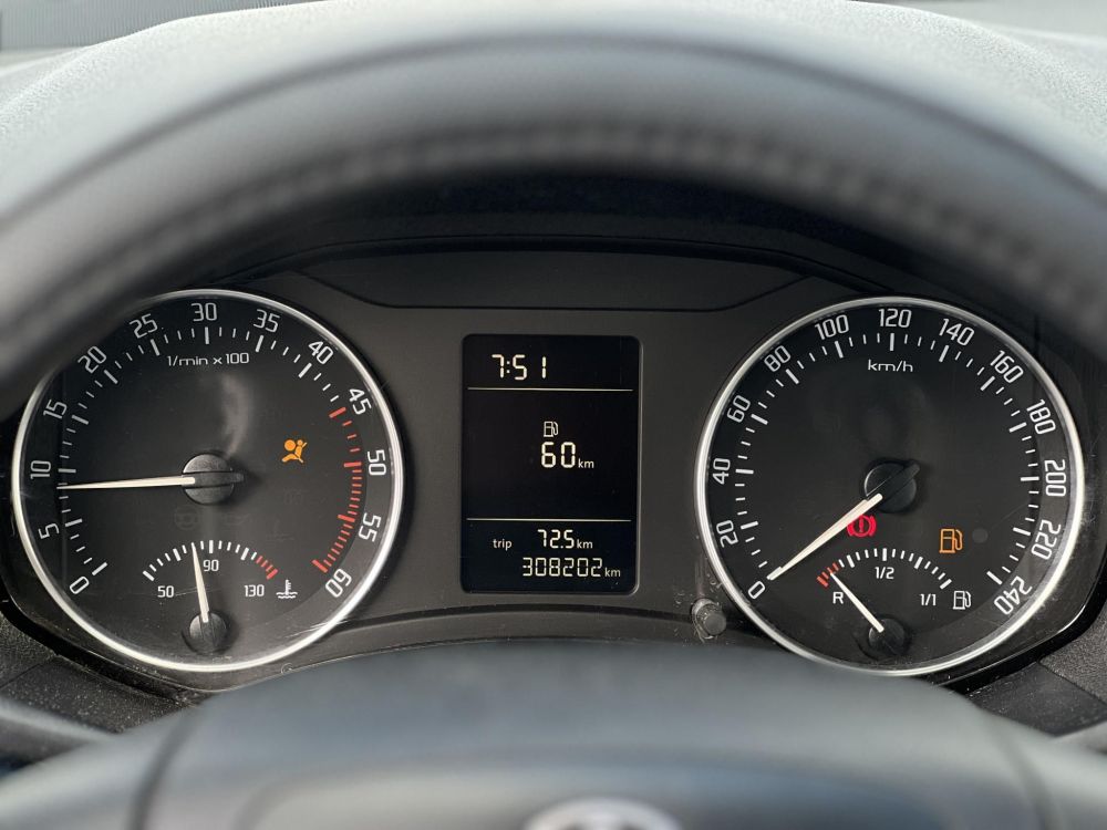 SKODA OCTAVIA Combi 4x4 1.9 TDi Ambiente A Scout kisöccse