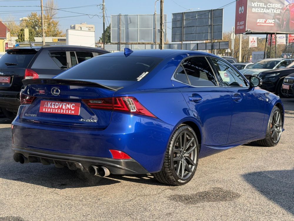 LEXUS IS 200t F Sport (Automata) 75e km. Magyarországi. Márkaszervizelt!