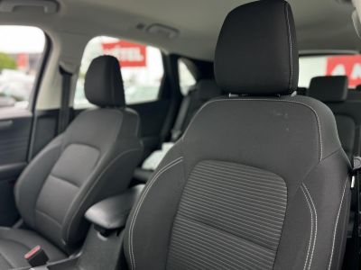 FORD KUGA 2.5 FHEV Freedom CVT 120e km. LED fényszórók. kamera. keyless. sávtartó. navi. CARPLAY!