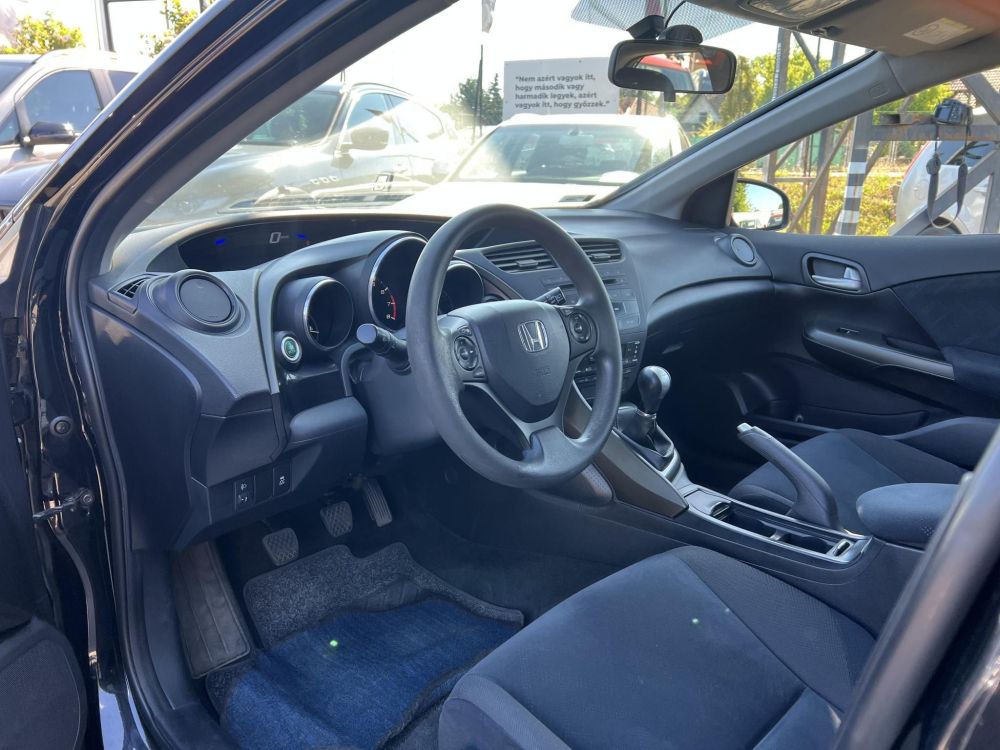 HONDA CIVIC 1.4 Comfort M.o-i. Klíma Tempomat Bluetooth Márkaszervizelt!