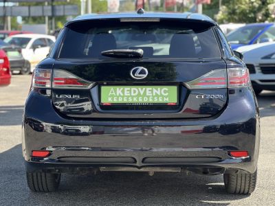 LEXUS CT 200h Comfort (Automata) Ülésfűtés. tolatókamera. szervizkönyv. 8 felni