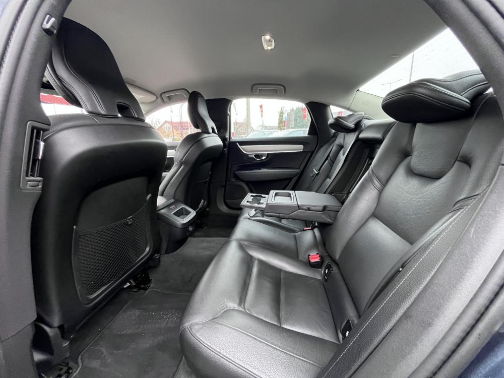 VOLVO S90 2.0 [B4] MHEV Inscription Geartronic harman/kardon hangrendszer. végig vezetett szervizkönyv