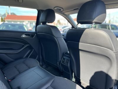 MERCEDES-BENZ B 250 E (Automata) 94e km. téli-nyári gumi. kamera. 2 gyári kulcs!