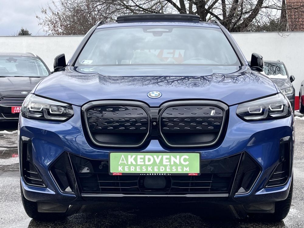 BMW IX3 73,9kWh M-sport Carplay Panoráma tető ÁFÁS-ÁR!