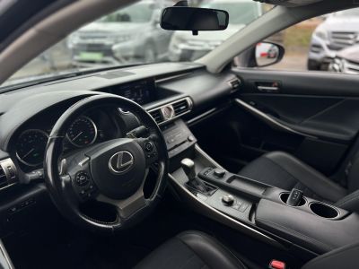 LEXUS IS 300h Comfort Leather&Navigation (Automata) Hybrid garancia Márkaszervizelt. Gyári fényezés. Téli-nyári gumi garnitúra!