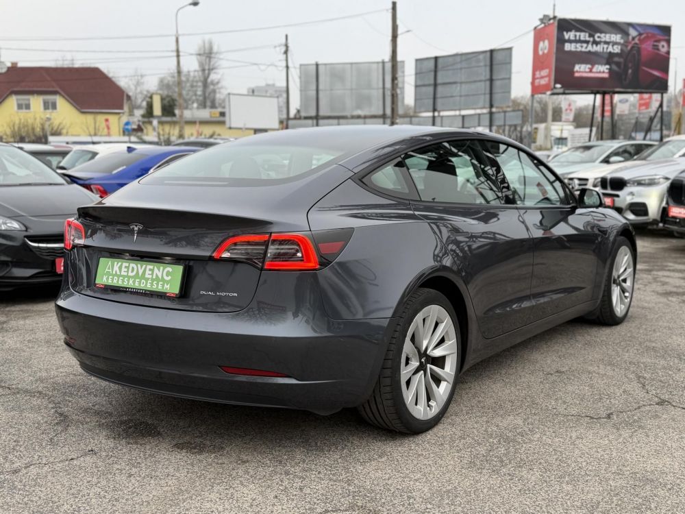 TESLA MODEL 3 Long Range AWD (Automata) 95e km. garanciális. mátrix LED. hőszivattyú. premium hifi