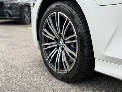 BMW 330e M Sport (Automata) Frissen szervizelt. Új téli gumik!