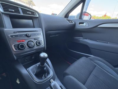 CITROEN C4 1.6 BlueHDi Profi Feel Klíma Tempomat Bluetooth Carplay TGK!