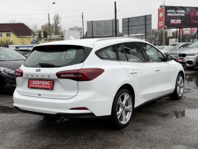 FORD FOCUS 1.0 EcoBoost Titanium Style 19e km. ÁFÁS ÁR! LED Carplay Ülésfűtés Kormányfűtés Táblafelismerő