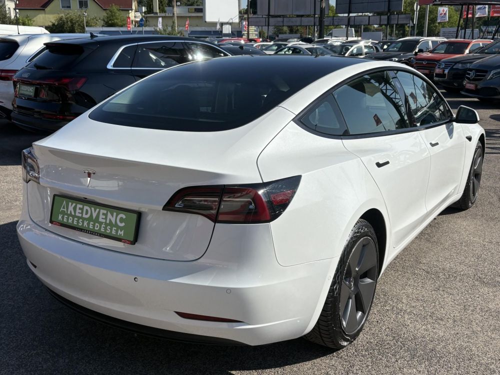 TESLA MODEL 3 Standard Range Plus Aut 96e km. mátrix LED. facelift. hőszivattyú. premium hifi. garanciális!