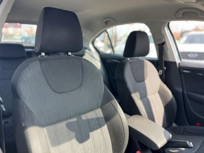 SKODA OCTAVIA 1.4 TSI Style DSG M.o.-i. sérülésmentes. CARPLAY!