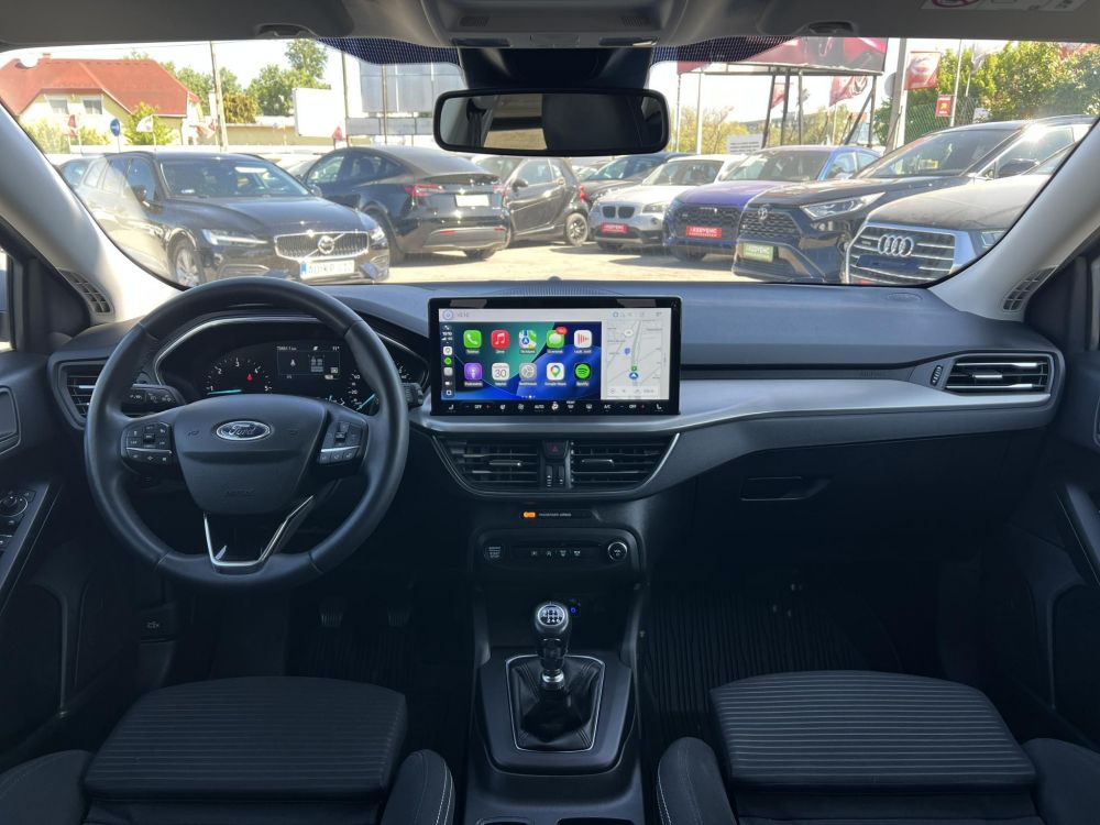 FORD FOCUS 1.5 EcoBlue Titanium LED. CarPlay. Állófűtés. Vonóhorog. Téli csomag!