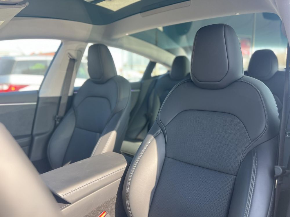 TESLA MODEL 3 Long Range AWD (Automata) HIGHLAND 26e km. hőszivattyű. gyári garancia 2032-ig!