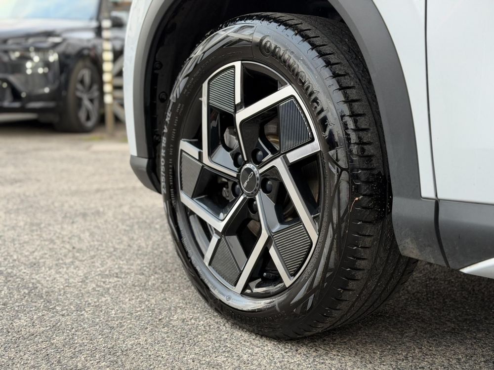 BYD ATTO 3 Design 60,4kWh LFP. M.o.-i. 1.tul. garanciális. panorámatető. világos belső!