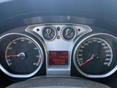 FORD FOCUS RS 2.5 T Értékes kiegészítőkkel