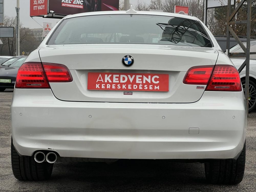BMW 325i (Automata) Xenon Tempomat Ülésfűtés Bluetooth Navi PDC Friss vizsga!