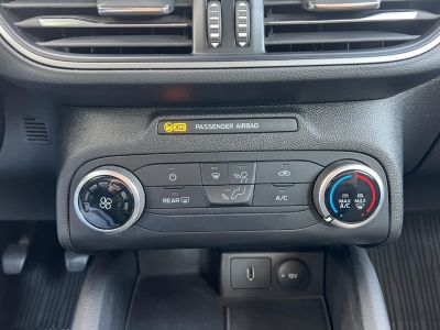 FORD FOCUS 1.0 EcoBoost Trend M.o.-i. 1.tul. Márkaszervizelt!