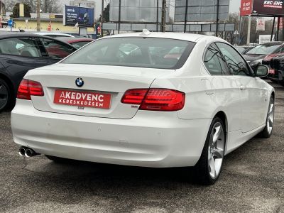 BMW 325i (Automata) Xenon Tempomat Ülésfűtés Bluetooth Navi PDC Friss vizsga!