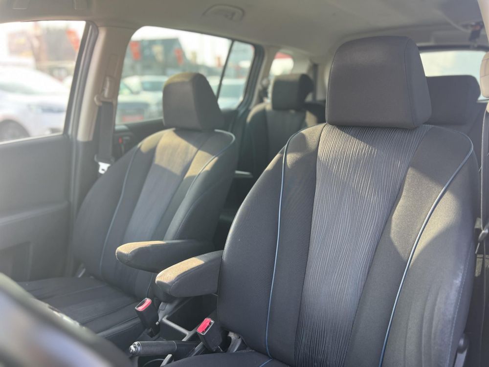 MAZDA 5 1.8 TX 7 személyes FACELIFT. Kétoldali tolóajtó. Új 4 évszakos gumik!