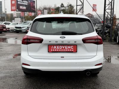 FORD FOCUS 1.0 EcoBoost Titanium Style 19e km. ÁFÁS ÁR! LED Carplay Ülésfűtés Kormányfűtés Táblafelismerő