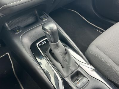 TOYOTA COROLLA 1.8 Hybrid Comfort Business e-CVT 80e km. tempomat. navigáció. ülésfűtés. kamera. digitklíma. 2 gyári kulcs!
