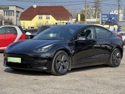 TESLA MODEL 3 Long Range AWD (Automata) 50e km. hőszivattyú. téli-nyári kerékszett