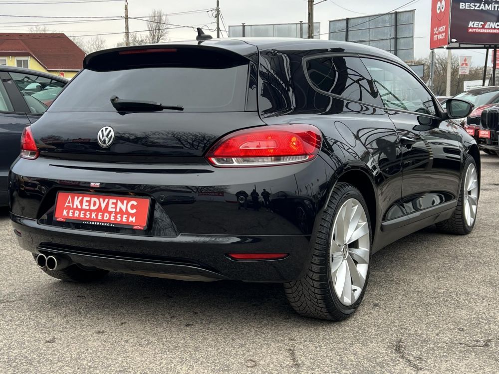VOLKSWAGEN SCIROCCO 2.0 CR TDI Klíma Tempomat Bluetooth Multi kormány!