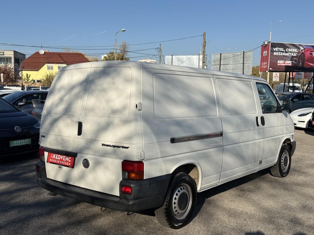 VOLKSWAGEN TRANSPORTER T4 2.5 7DH 1Y2 Hosszú. klímás. kitűnő állapotban!