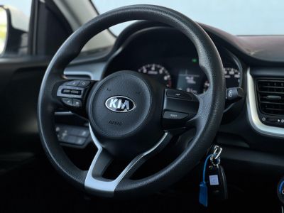 KIA STONIC 1.25 MPI Style 63e km. Magyarországi. Gyári fényezés. Végig vezetett szervizkönyv!