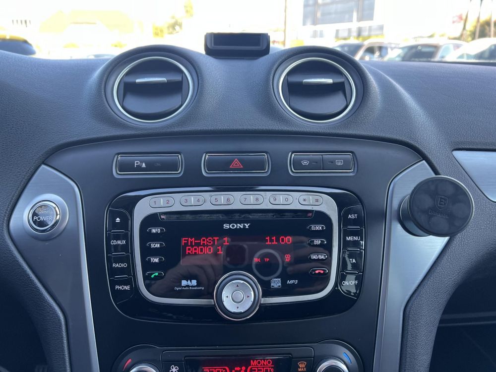 FORD MONDEO 2.0 TDCi Titanium Powershift Xenon Tempomat Keyless Ülésfűtés/hűtés GARANCIÁLIS VÁLTÓ!