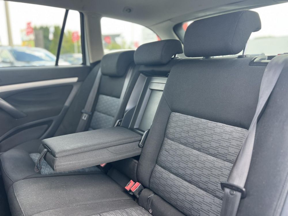 SKODA OCTAVIA Combi 4x4 1.9 TDi Ambiente A Scout kisöccse