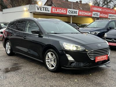 FORD FOCUS 1.0 EcoBoost Connected M.o.-i. 1.tul. Márkaszervizelt. Carplay!