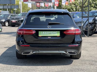 MERCEDES-BENZ E 300 de T 9G-TRONIC Plug-in hybrid AMG WIDESCREEN. Burmester hifi. Carplay. Adaptív tempomat
