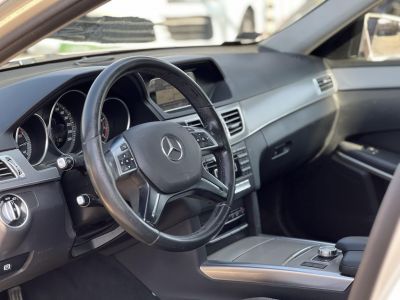 MERCEDES-BENZ E-OSZTÁLY E 200 Avantgarde (Automata) Napfénytető Ülésfűtés F1 váltó Bőr belső Ex taxi A LEGJOBB ÁRON!