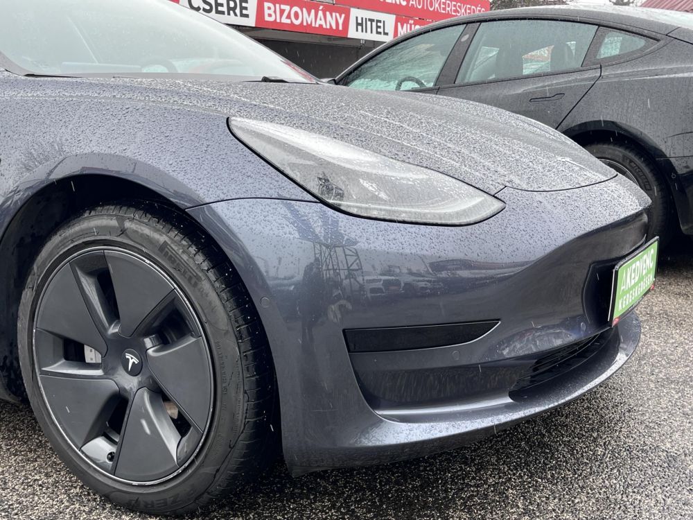 TESLA MODEL 3 Standard Range Plus Aut 95e km. facelift. mátrix LED. hőszivattyú. garanciális!