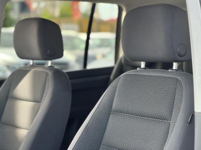 VOLKSWAGEN TOURAN 1.6 CR TDI Comfortline [7 személy] Vezérlés cserélve. 4 évszakos gumik!