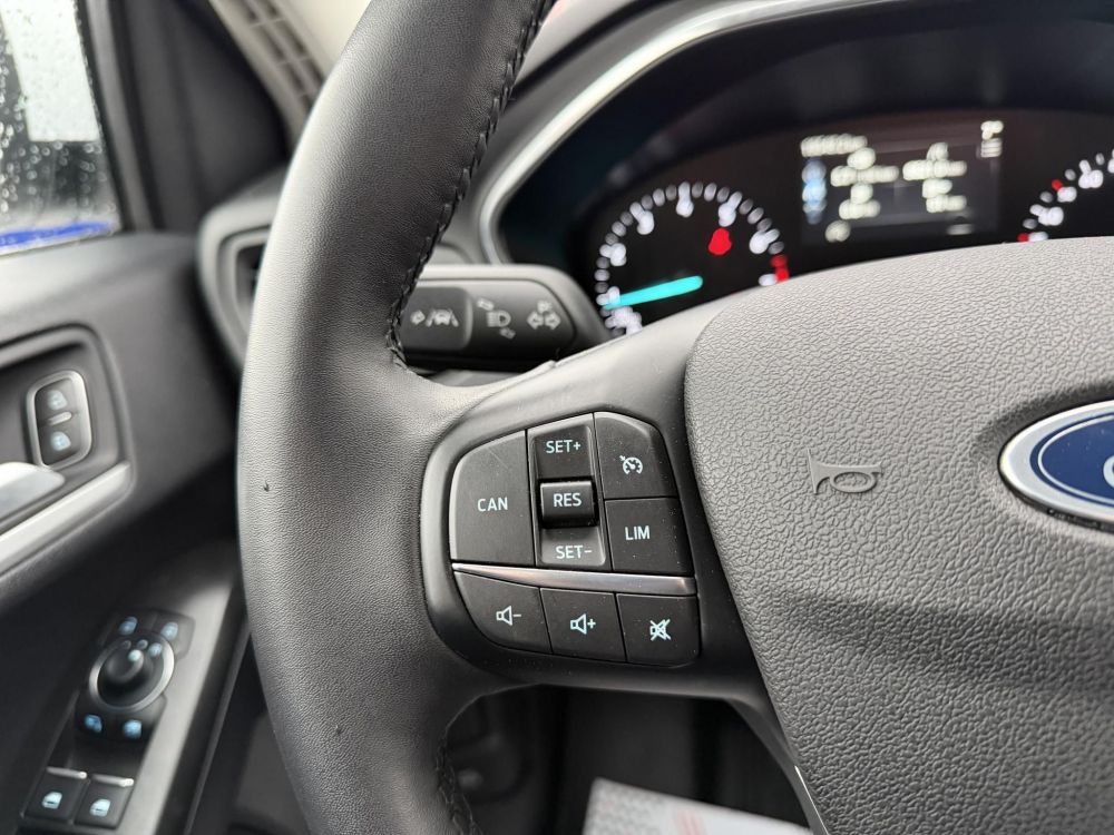 FORD FOCUS 1.0 EcoBoost Titanium Style 19e km. ÁFÁS ÁR! LED Carplay Ülésfűtés Kormányfűtés Táblafelismerő