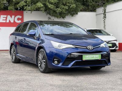 TOYOTA AVENSIS Touring Sports 2.0 Executive CVT Magyarországi. Magasan felszerelt. Rendszeresen karbantartott!