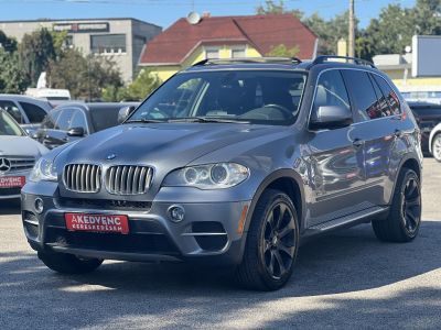 BMW X5 xDrive35i (Automata) Carplay Memóriás ülések Panoráma tető Téli-nyári felni garnitúrával!