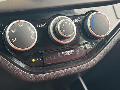 KIA PICANTO 1.0 LX Cool Klíma. Exkluzív bőrbelső. Kormány-ülés fűtés!