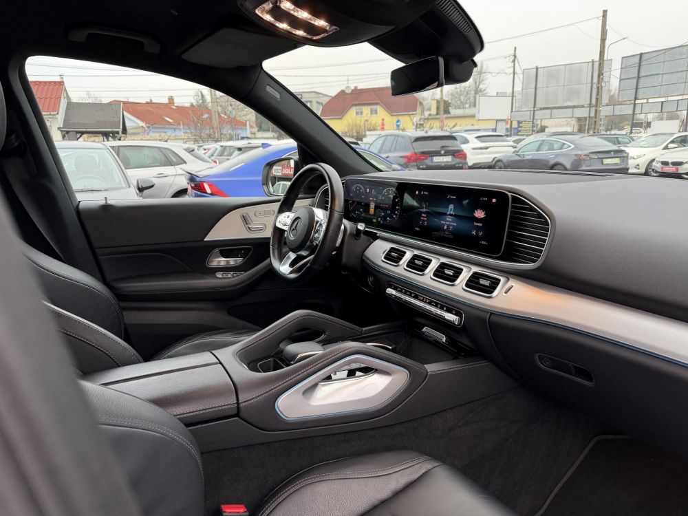 MERCEDES-BENZ GLE 350 de 4Matic 9G-TRONIC Plug-in hybrid AMG csomag. LED Burmester Távtartó Táblafelismerő Holttér Sávtartó Carplay