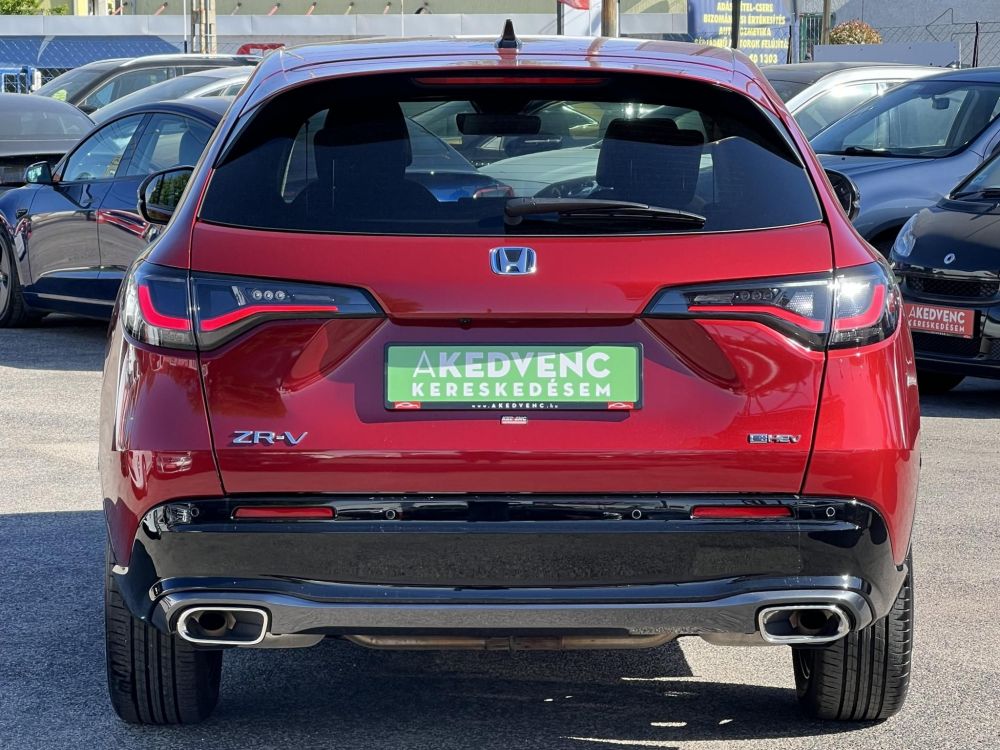 HONDA ZR-V 2.0 i-MMD Hybrid Sport eCVT 9e km. Gyári garancia. LED Wireless Carplay Navi Ülésfűtés