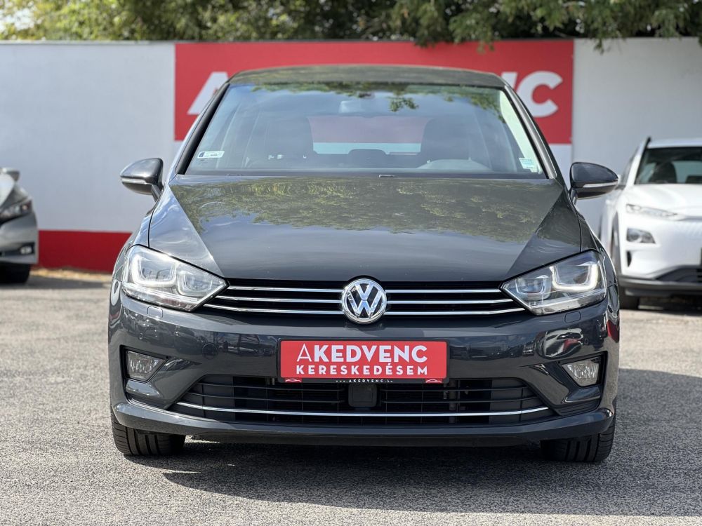VOLKSWAGEN GOLF SPORTSVAN 1.4 TSI BMT Highline DSG Dokumentált előélet. barna bőrbelső. téli-nyári gumi garnitúra!