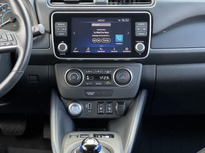 NISSAN LEAF Acenta 40kWh (Automata) 29e km. 270km hatótáv. keyless. 360 kamera. első-hátsó ülésfűtés. téli-nyári!